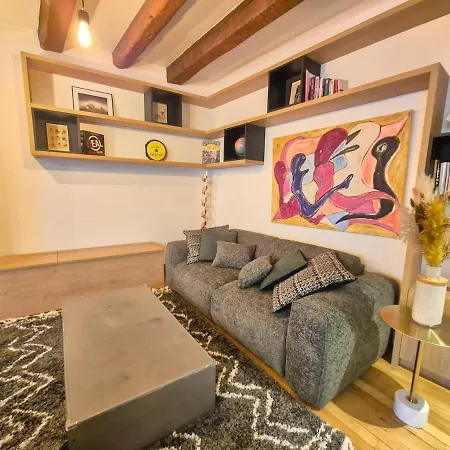 Διαμέρισμα Maison Bardoux #terrasse#hypercentre#parking *